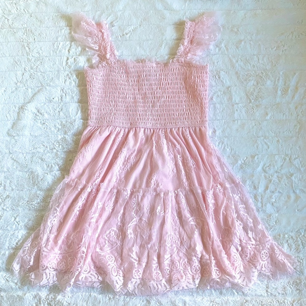 Junior’s Baby Pink Lace Dress
